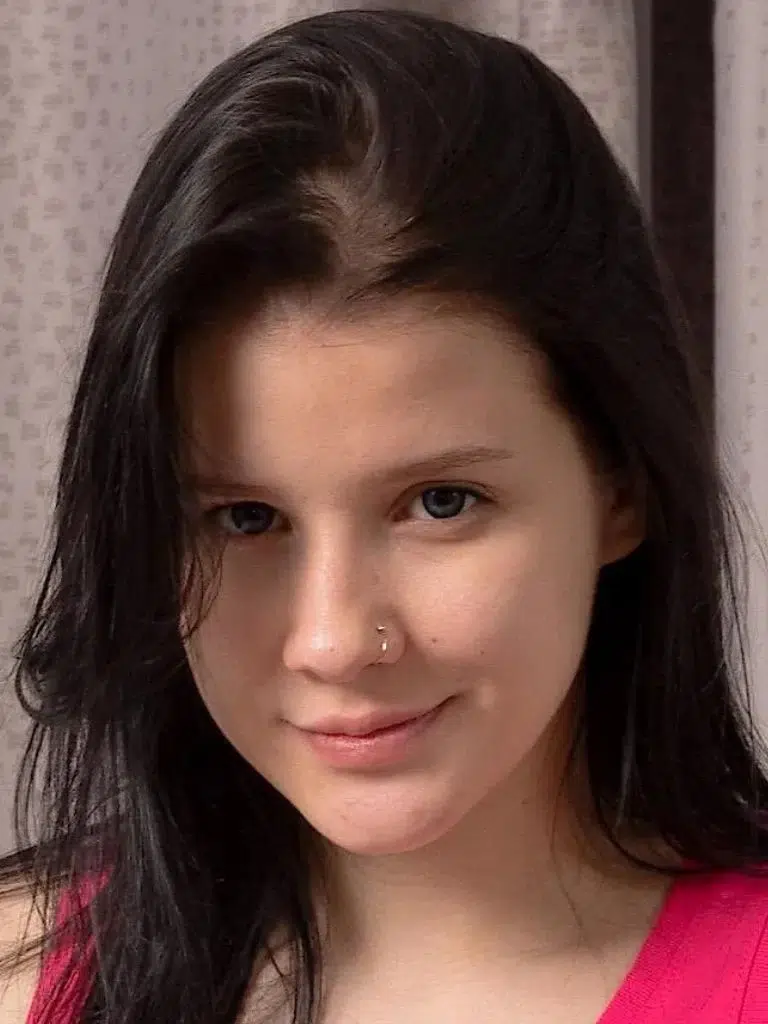 Viola Weber Biography: Wiki, Age, Career, Height, Weight, Boyfriend, Net Worth & More
